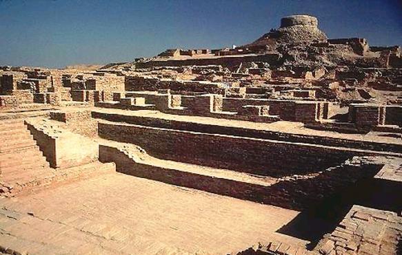 Ruinele oraşului Mohenjo-Daro. Autor M. Imran, sursă Wikipedia.